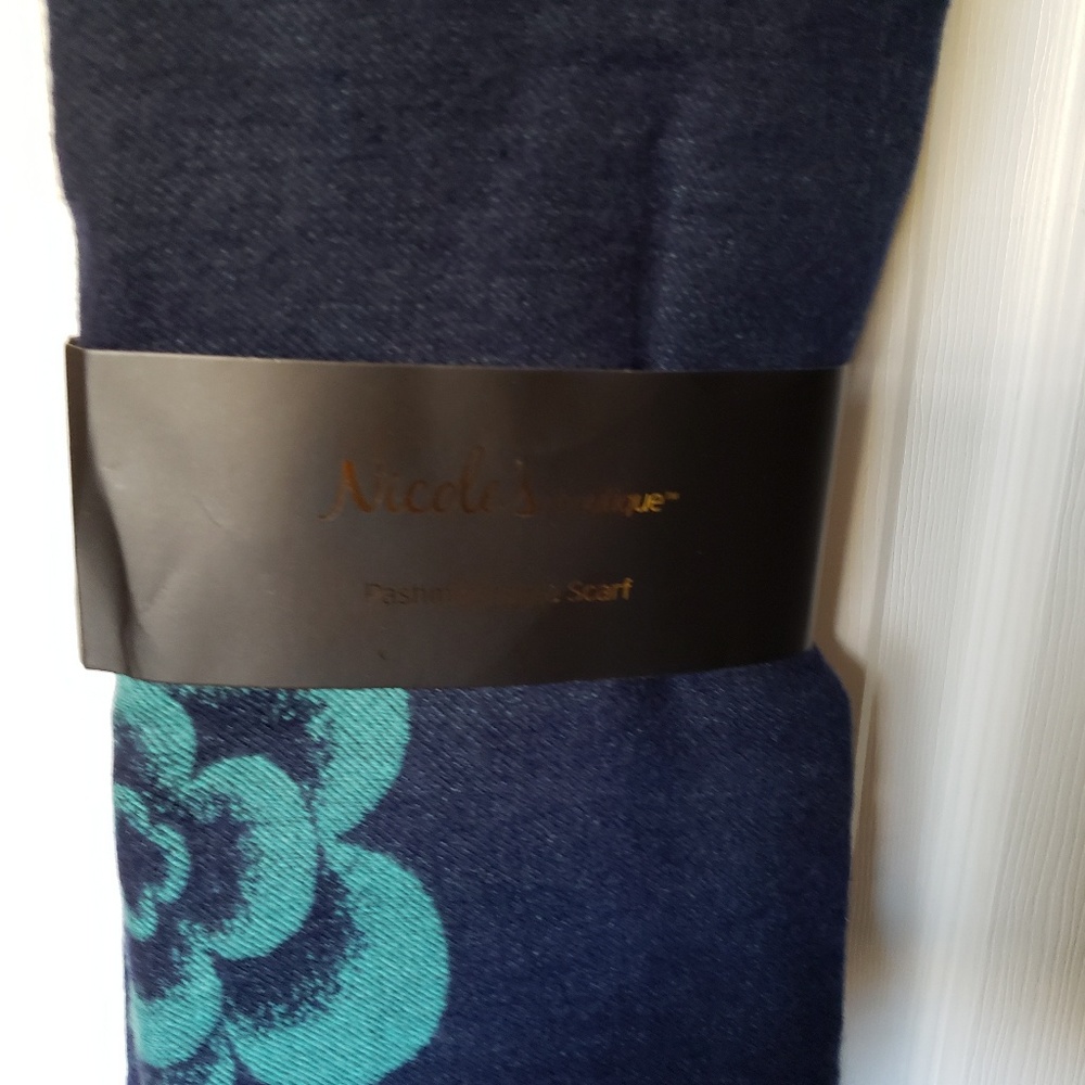 Pashmina-style scarfs